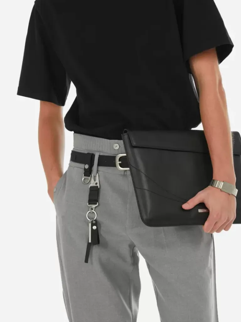 Men C2H4 007 - Basics Macbook Case