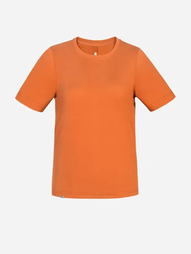 Women C2H4 008 - Basics T-Shirt