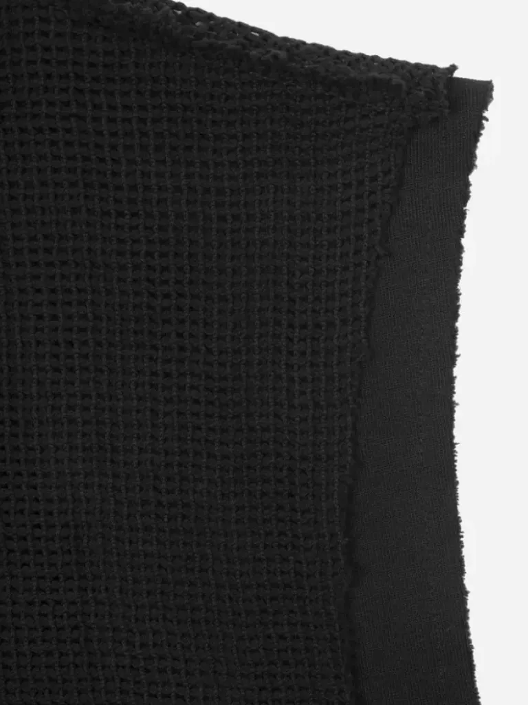 Men C2H4 005 - Distressed Knit Meshing Layered Vest