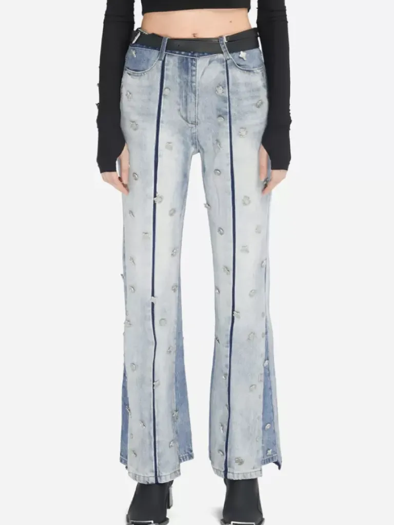 Women C2H4 005 - Emblem Button Jeans
