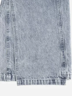 Women C2H4 005 - Emblem Button Jeans