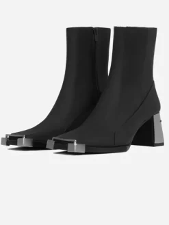 Women C2H4 006 - "Fermion" Alpha