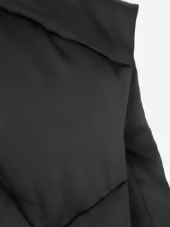 Men C2H4 006 - Intervene Quilting Liquid Down Vest