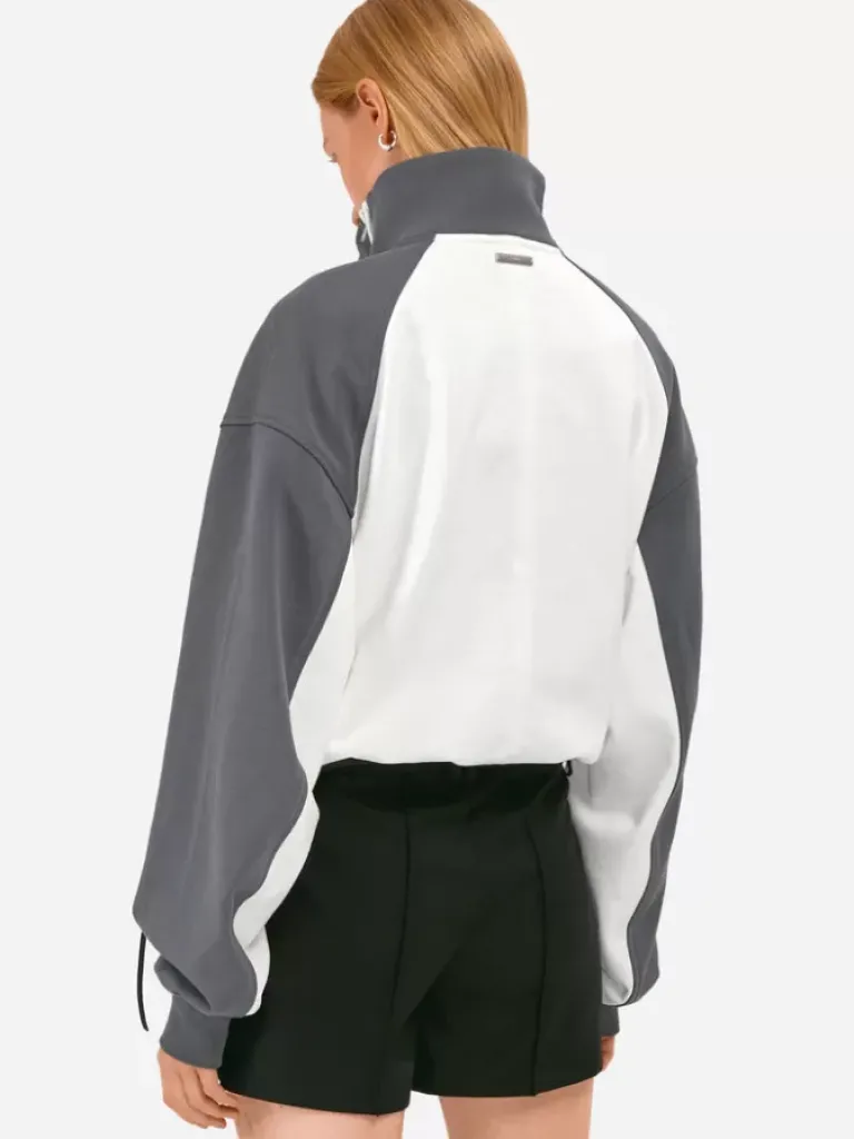 Women C2H4 007 - Linear Zippered Jumper