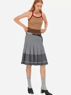 Women C2H4 007 - Schoolroom Pleated Skirt