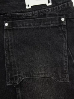 Men C2H4 005 - Stagger Streamline Arch Raw Edge Jeans