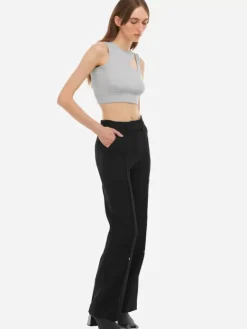 Women C2H4 002 - Streamline Cutting Sporty Bra