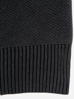 Men C2H4 006 - Sunburnt Distressed V-Neck Knit Sweater