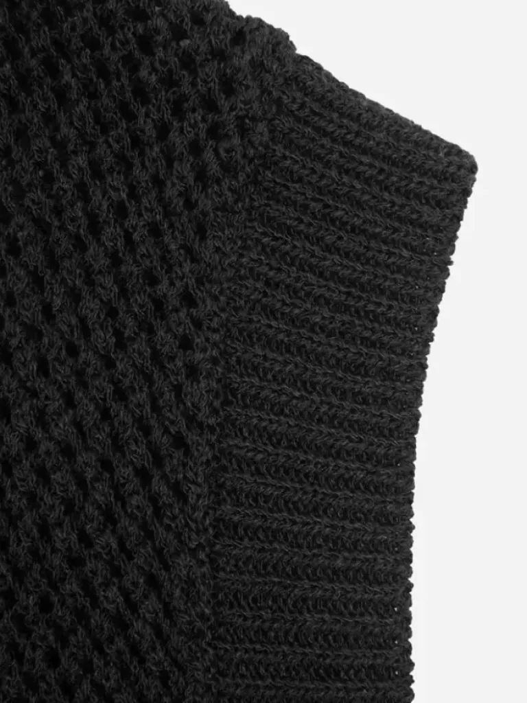 Men C2H4 007 - Uniformity Knit Vest